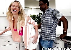 Lindsey Lakes lets Brickzilla bangs her during the time that her spouse is away