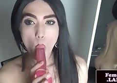 Amateur tgirl drilling her asshole with dildo