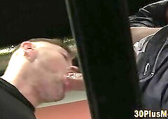 Gay dude sucks gloryhole dick