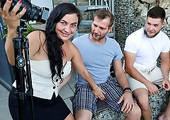 Passionate FFM sex with hot moms Vittoria Bad and Christina Santes