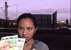 Real euro amateur tricked into cockriding