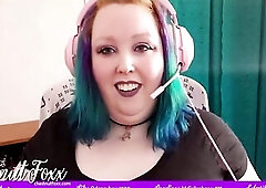 Gamer Cutie Spanks and Masturbates on Stream - PREVIEW