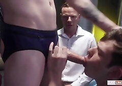 Extras: Gets Blindfolded