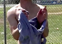 Str8chaser.com: Handjob in hotel