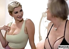 Milf stepmom facesitted by her stepteen