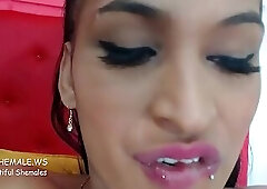 Shemale gets cum in mouth