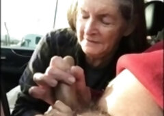 Amateur mature granny giving head