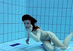 Underwater Show featuring side piece's underwater babes sex