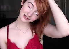 Beauty small tit amateur teen masturbating her shaved pussy