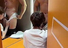 Chinese Twink Bareback Sex at the gym