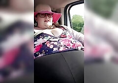 SSBBW big beautiful woman LADYBRADS PLAYS WITH HER ABDOMEN IN THE CAR