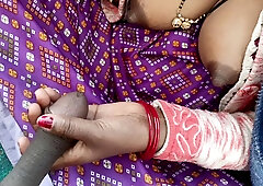 Hot desi village housewife Pyasi Mom gets thoroughly ravaged outdoors