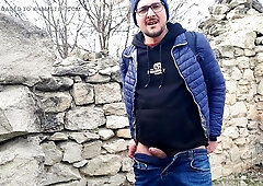 A pile of outdoor pee today (and stroking)