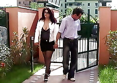 Real Italian amateur couple having fun in the public park