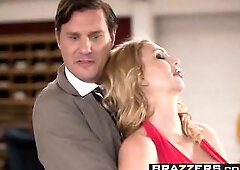 Brazzers - Shes Plan to Squirt - Leigh Darby and Danny D - Spunky Pythons Flying Squirtus