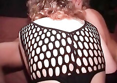 Redhead and golden-haired chicks suck dongs unfathomable during the time that chaps see in a red room. The scene shifts to a pool where stripped swing
