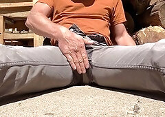 Discover outdoor piss spray fun