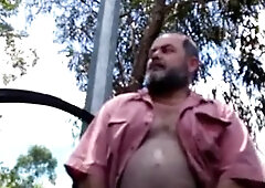 Str8 babby bear jerkin off in the park