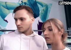 Horny Hostel In Skinny Blonde Has With Her Horny Roommate