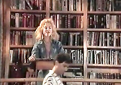Lascivious MILFs share youthful chap's schlong during oral-job.