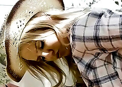 TRANS ANGELS - Seductive Cowgirl Kayleigh Coxx Strips On A Hay Bale Before A Hot Outdoor Anal Toy Ri