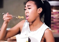 Switching It Up: Ember Snow and Gia Paige's Big Tit Lesbian Encounter