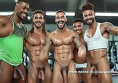 AI Muscle Guys Suck Cum In The Gym