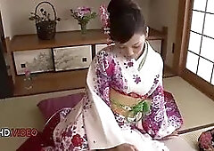 Kinky Japanese Amateur Rei Mizuna Delights in Daring Sexual Showmanship