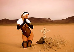 Ivizia Dakini nun praying in the desert