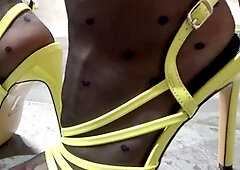 Gorgeous Annabust shows off her stunning legs while trying on sandals