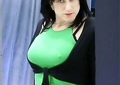 Submissive sissy Kellyanne