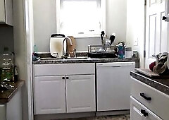 Housewife Serge Lusin. 2025e