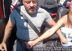 Deutsche Amateure In German Amateur Milf Does Public Blowjob In The Car While Driving