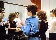 Amateur women fuck guy in amateur group sex porn