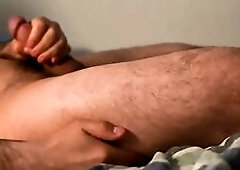 Natural Hunk Masturbation During Coronatime