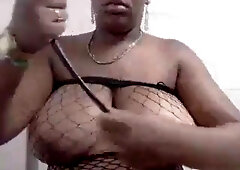 Big Titty BBW shemale