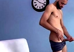 Cumshots Galore with Bearded Javier