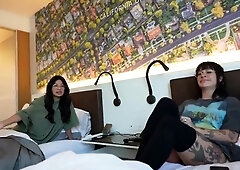 Cami Strella, Effycutiexx – Vacation With Sis And