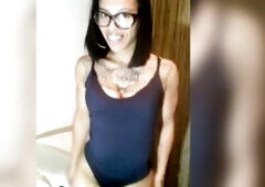 Dancing all lovely with a crave to bang