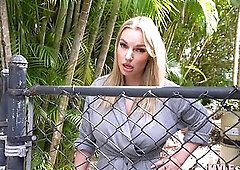 Spying On Rachel Worked Out!