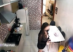 Sexy wife Thay Ksada gets without the shower and greets the delivery stud in just a nightgown