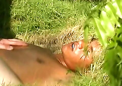 Unique sandwidch in a forest