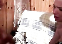 Libertine se prend deux bonnes queues avant l ejac faciale