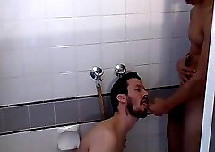 Jase Cox Taking a Shower