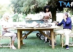 Zeudi Araya Melons Scene in Tesoro Mio