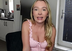 Lovely Blonde With Tight Pussy Masturbate Solo