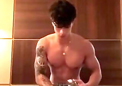 Hot Muscle tiktoker mattysecret (mattiaa gallettini)