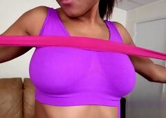 Tempting ebony brunette girlie nicole bexley and agile buddy