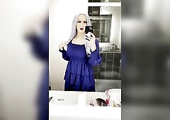 HOTTEST Crossdresser Jerking Off Schlong in Baths