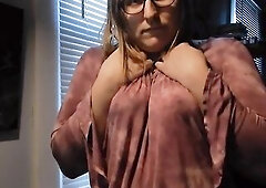Chunky tranny titty drop
